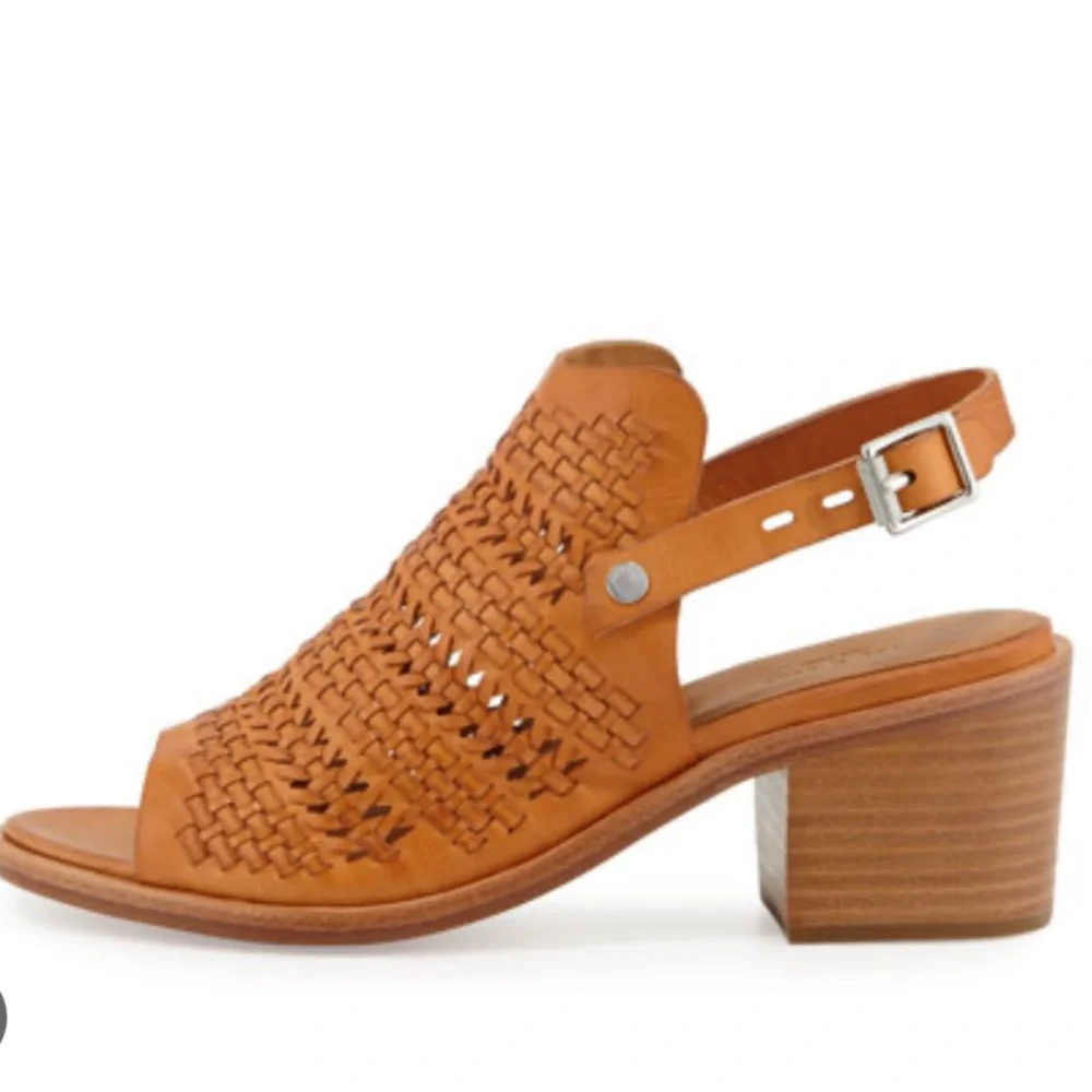 RAG & BONE tab perforated leather sling back sandals with short heel, size 39 - Picture 2 of 9